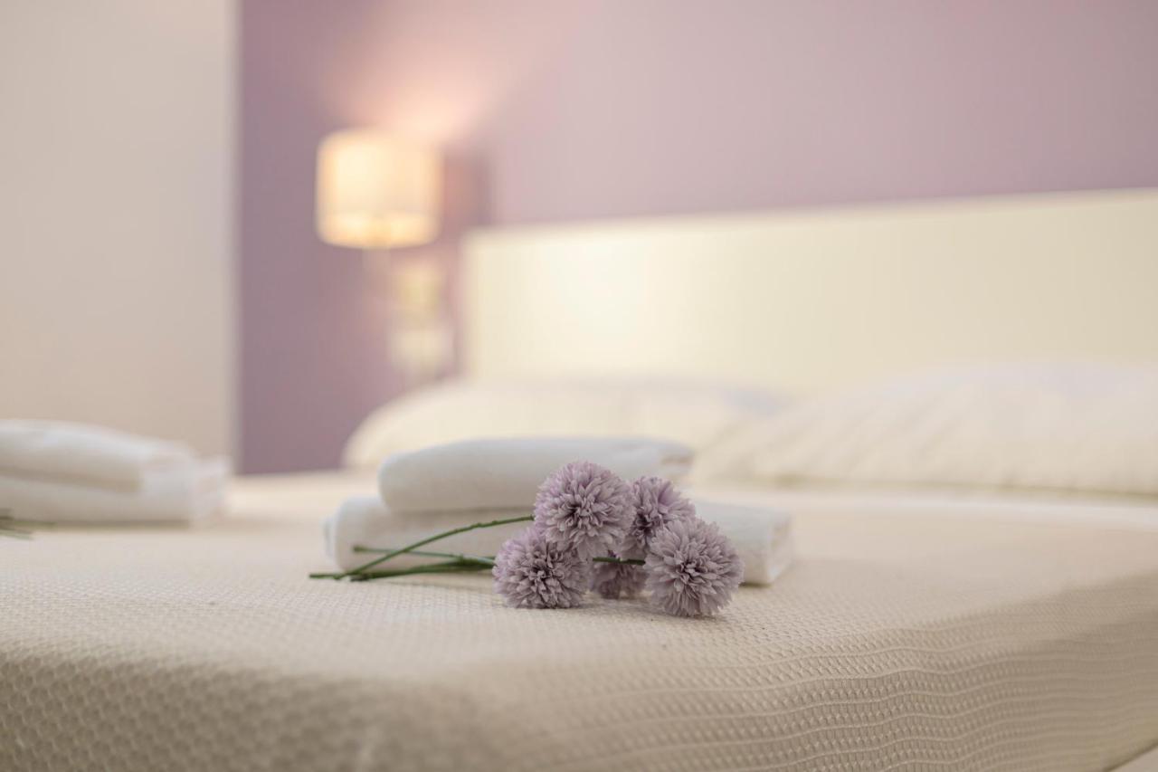 Kefa Holiday - Alle Torri Apartments Cefalù Esterno foto