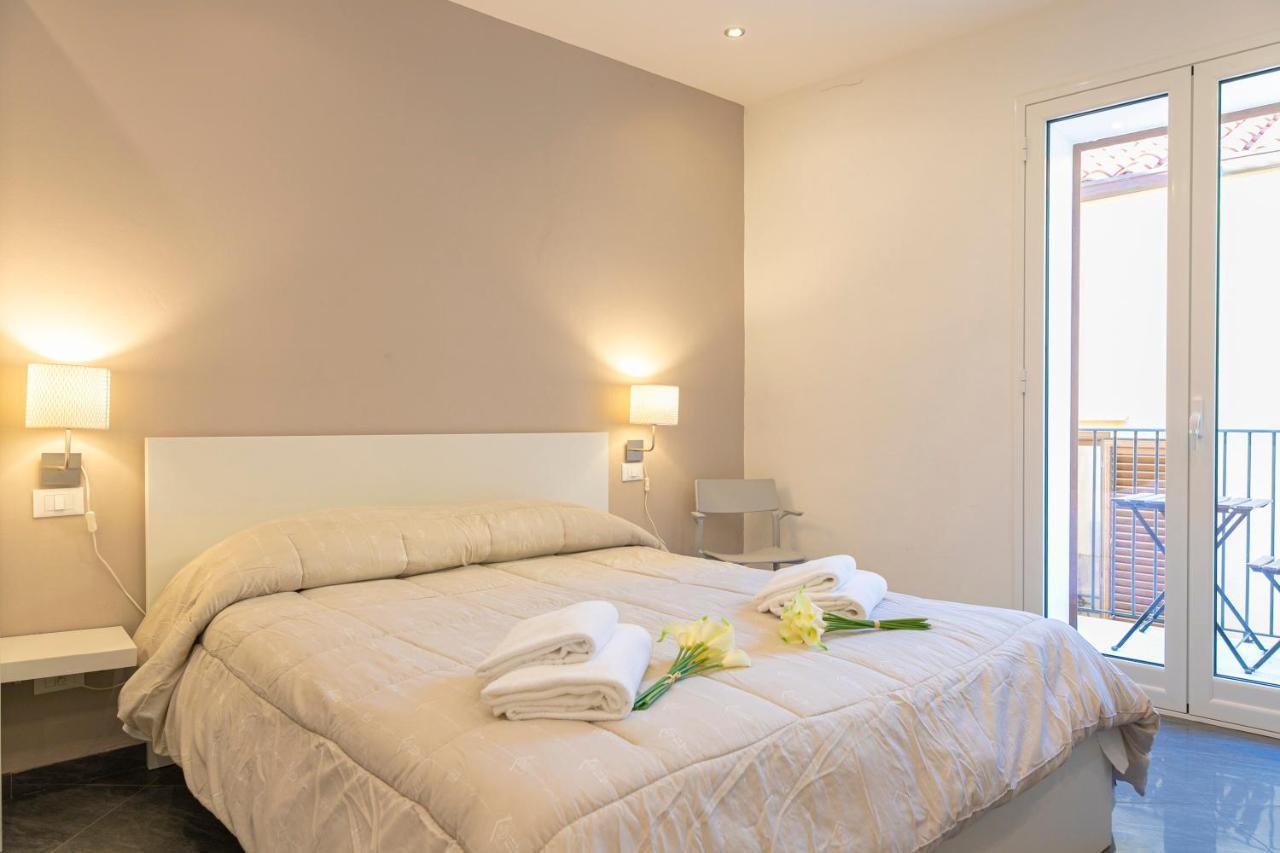 Kefa Holiday - Alle Torri Apartments Cefalù Esterno foto