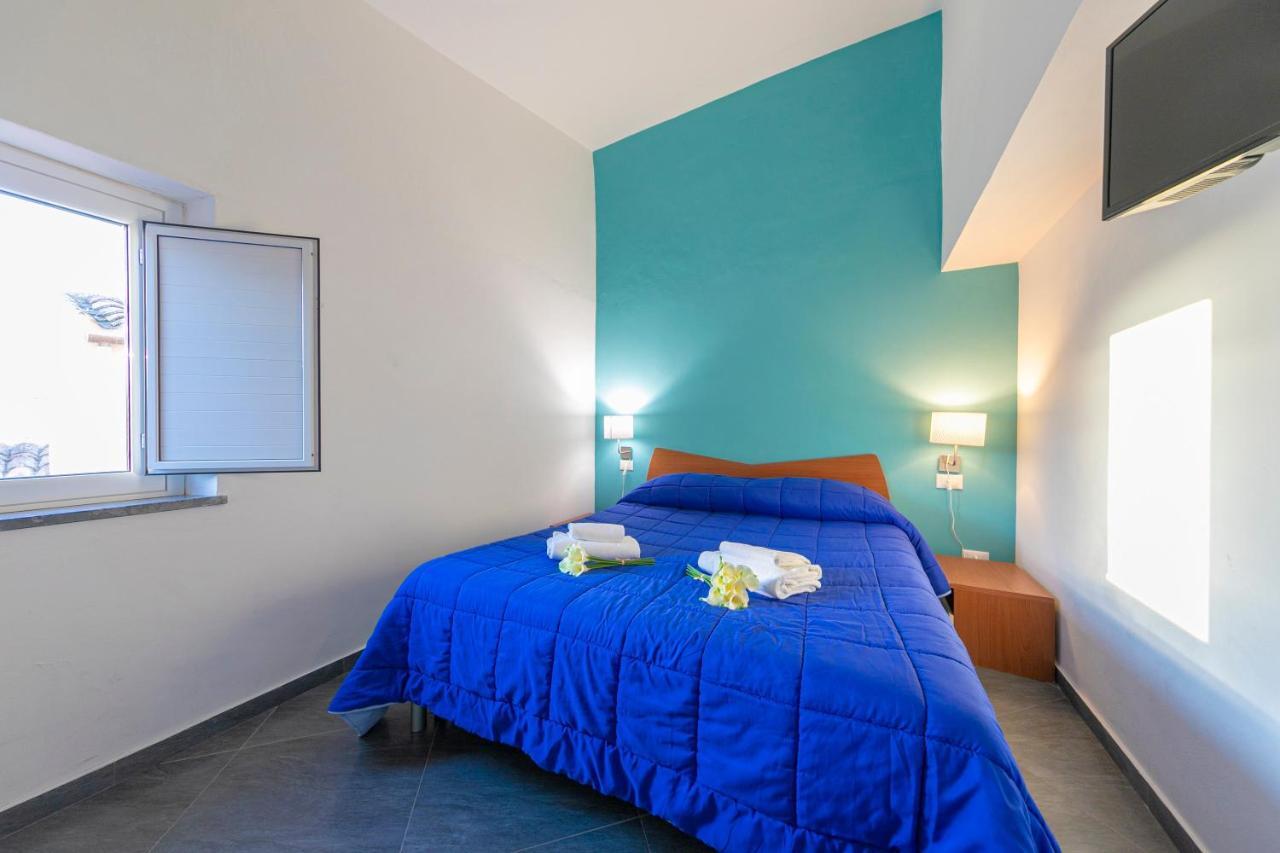 Kefa Holiday - Alle Torri Apartments Cefalù Esterno foto